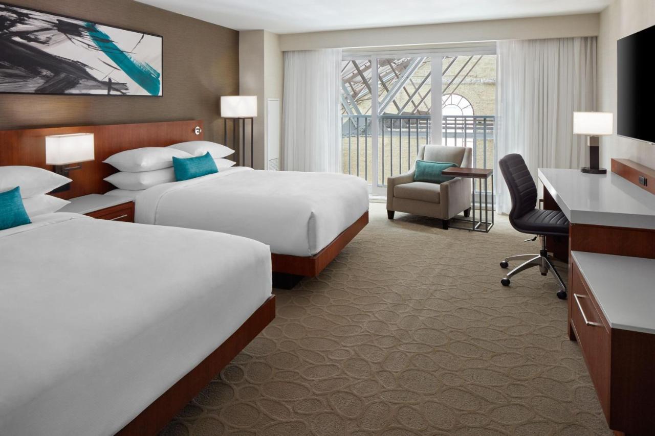 Delta Hotels By Marriott London Armouries Εξωτερικό φωτογραφία