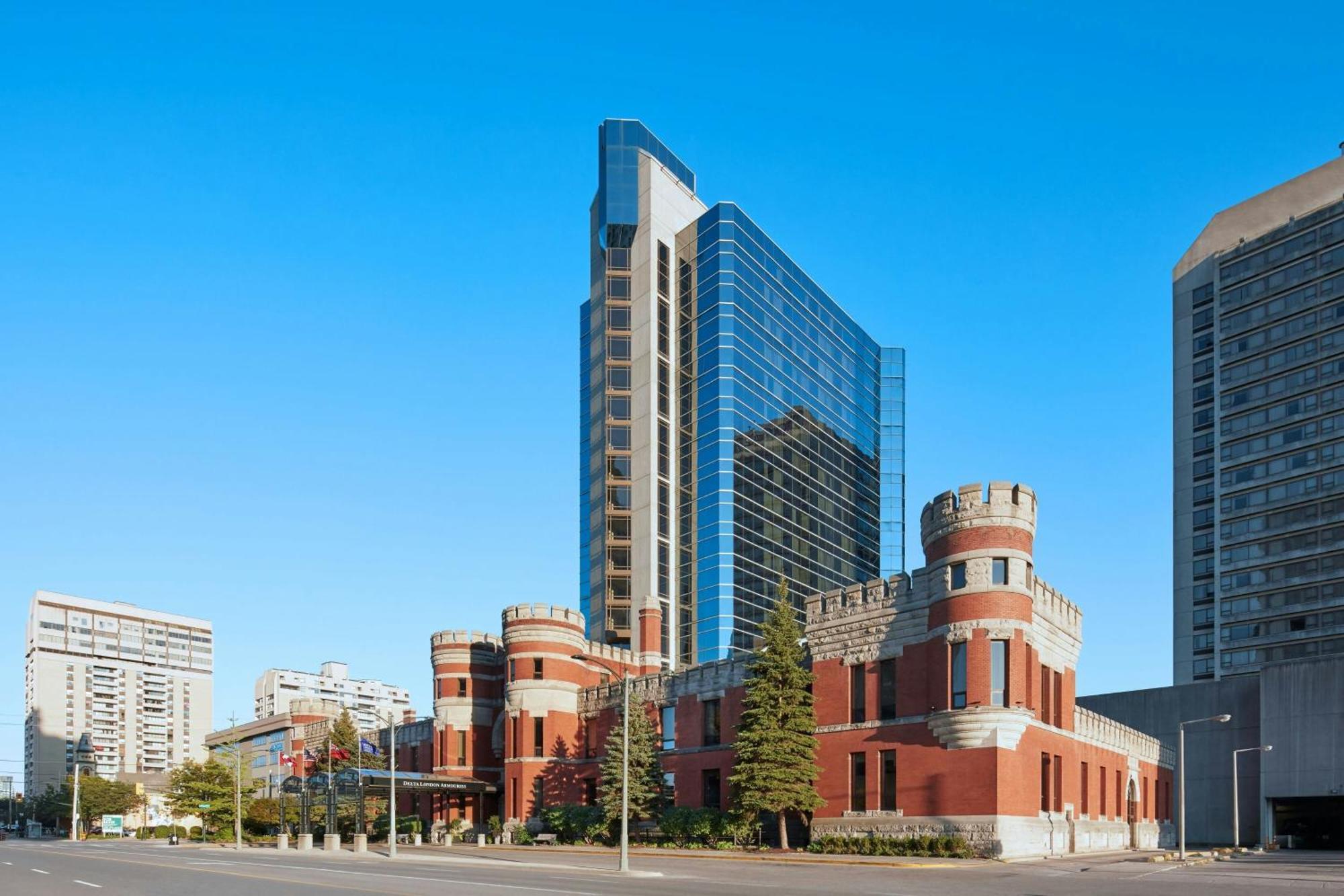 Delta Hotels By Marriott London Armouries Εξωτερικό φωτογραφία