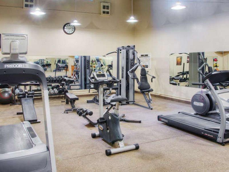 Delta Hotels By Marriott London Armouries Εξωτερικό φωτογραφία