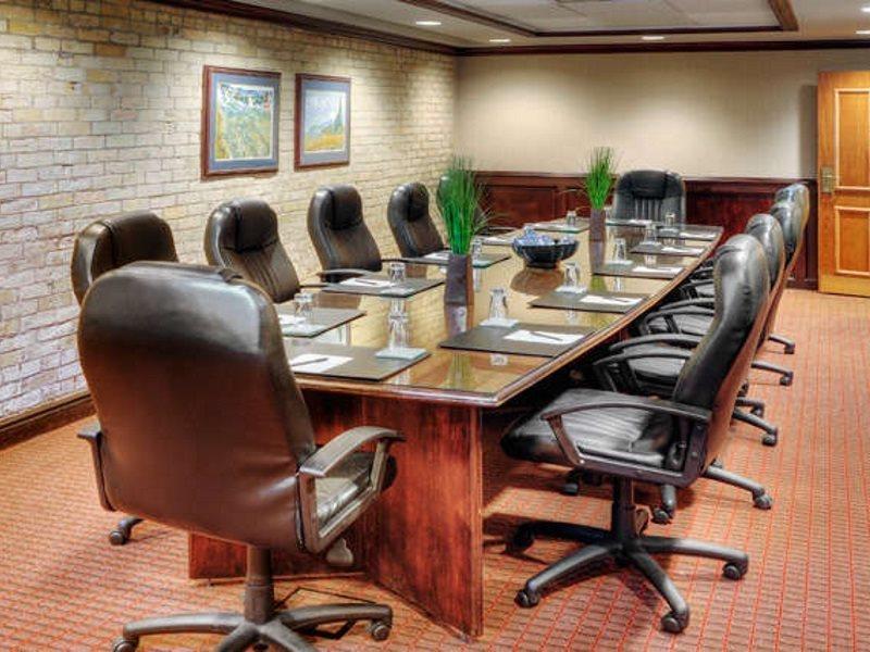 Delta Hotels By Marriott London Armouries Εξωτερικό φωτογραφία
