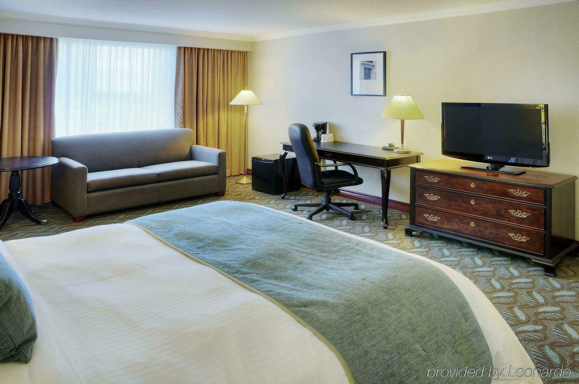 Delta Hotels By Marriott London Armouries Δωμάτιο φωτογραφία