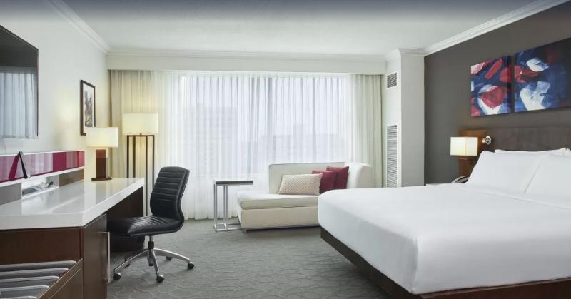 Delta Hotels By Marriott London Armouries Εξωτερικό φωτογραφία
